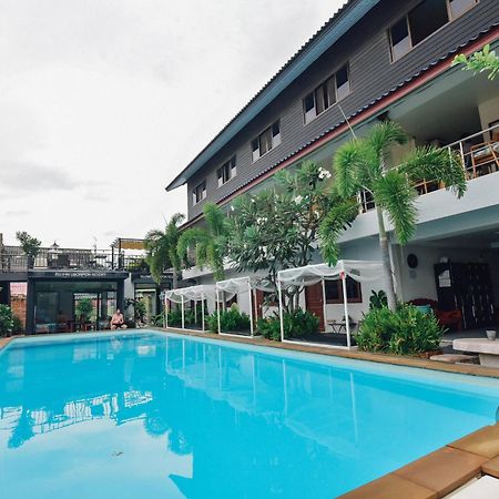 P.U. Inn Resort Ayutthaya Extérieur photo